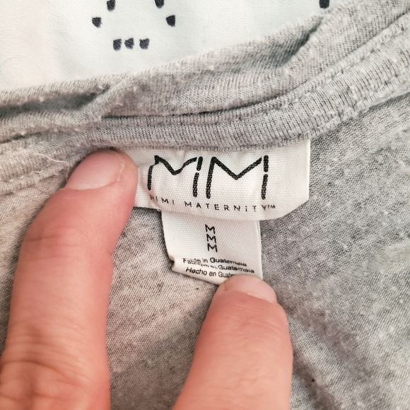 GREAT FIT MATERNITY TOP- MY FAV! - Picture 5 of 5